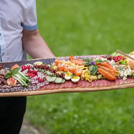 Turizem Na Kmetiji Rdecnik