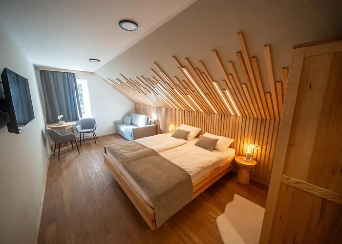 Turizem Na Kmetiji Rdecnik * 斯洛文尼亚格拉代茨